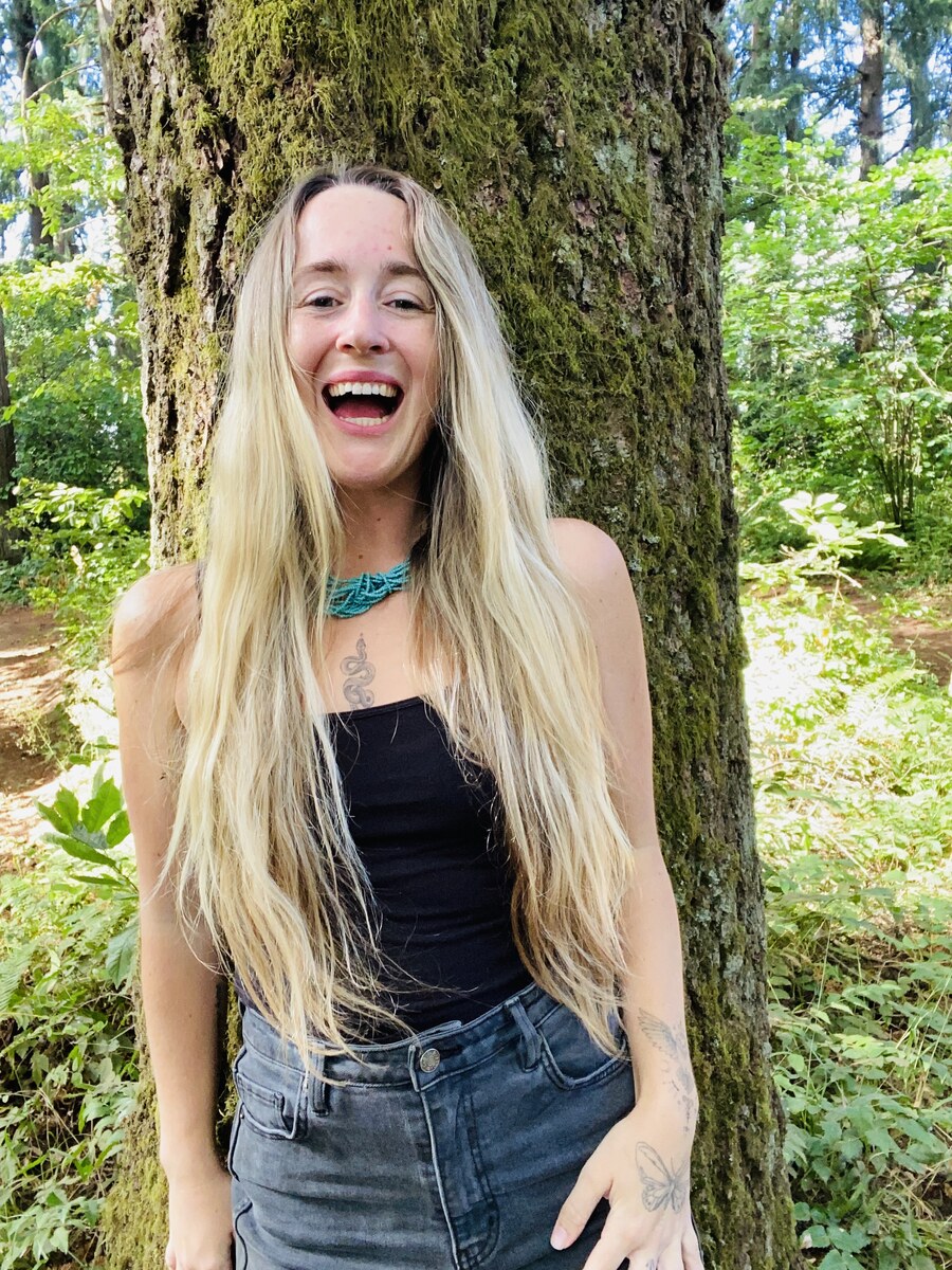 Kayla Pickering, self-love coach and founder of Fearless Sunflowers